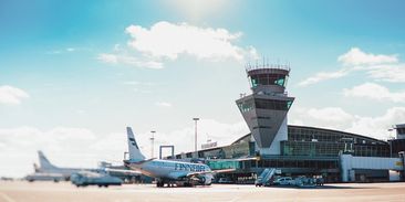 Letiště na cestě k udržitelnosti: k provozu využívají solární energii nebo biopaliva z odpadu