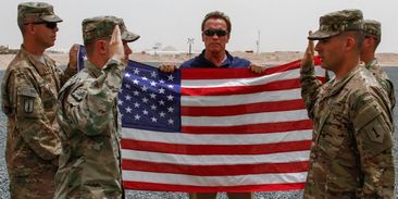 Schwarzenegger se směje Trumpovi: uhlí je stejné retro jako videokazety