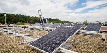 Solární energie pro běžné domácnosti: pomůže je rozšířit i nová řada baterií