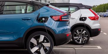 Nová gigatovárna na baterie pro elektromobily Volvo poběží na 100% zelenou energii