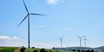 Při volbách se rozhodovalo i o větrných elektrárnách. Referenda dopadla půl na půl