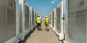 Česko zaspalo bateriový boom. Teď ho dohání rekordně velkými projekty