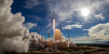 Soukromé kosmické lety SpaceX devastují planetu, tvrdí výzkum