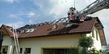 Přehledně: Kvůli povodním hořelo více solárů. Riziko je ale stále minimální