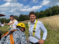 Akcelerační zóny budou základním nástrojem pro rozvoj větrné energetiky, uvedl Hladík před výstupem na vrchol turbíny