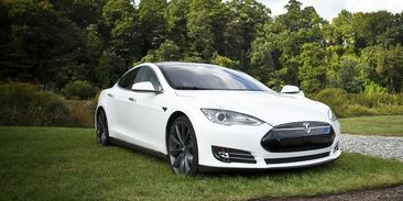 Sázka na elektromobily Muskovi vyšla. Tesla už má vyšší hodnotu než Volkswagen