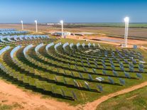 Photon Energy a RayGen zprovoznili v Austrálii unikátní koncentrovanou solární elektrárnu 