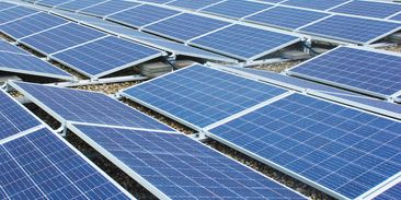Blízký východ chystá masivní investice do obnovitelných zdrojů energie. Sází na slunce, vítr a zelený vodík