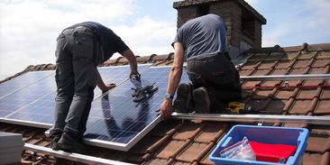 Hledáte solidní firmu na instalaci solární elektrárny? Pomůže index kvality