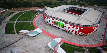 Fotbalové mistrovství poprvé ukazuje Rusku, co je obnovitelná architektura