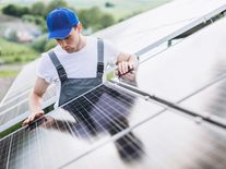 Nová pravidla pro fotovoltaiky: Co musíte vědět, když si pořizujete solární elektrárnu?