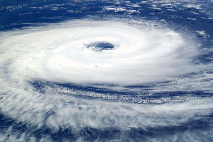 Tropická cyklóna Katarina při pohledu z vesmíru.