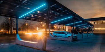 Z parkovišť by mohly být fotovoltaické elektrárny. Sunboy posílí Svaz moderní energetiky