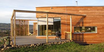 Architekt Brotánek: Pasivní domy se u nás staví spíš výjimečně. Stát by neměl překážet rozvoji malé solární energetiky