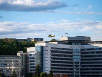 Nemocnice, školy i úřady čekají na modernizace. Brzdí je chybějící pravidla a méně dotací