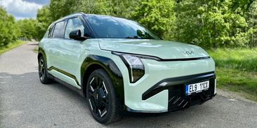 KIA EV3: Elektrický crossover s velkými ambicemi a (skoro) bez chybičky