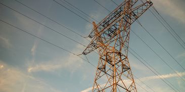 Záporné ceny opět zaúřadovaly. Elektřina stála téměř –500 eur za MWh
