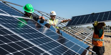 Solární panely nebo tepelná čerpadla chrání před růstem cen energie