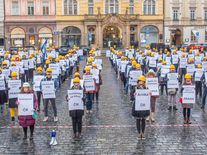 Skoro 150 spolků protestovalo proti novele stavebního zákona. Lidé přijdou o poslední práva, varují ekologové