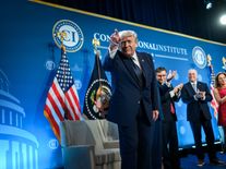 Trump už rok zásadně mění klimatickou politiku. Transformaci tím ale nezastaví