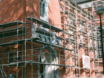 Budeme kvůli diktátu Bruselu muset zateplovat kostely? Ne, politici jen zbytečně straší