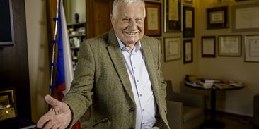 Nadace Clintel s Václavem Klausem v čele: když se popírání klimatu vydává za vědu