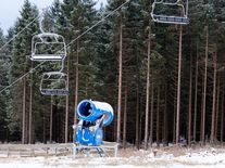 Po sněhu ani stopy? Nevadí, vyrobíme! Aneb jak si nechceme přiznat klimatickou změnu