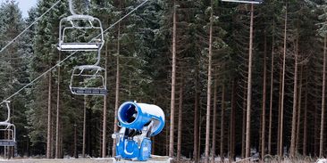 Po sněhu ani stopy? Nevadí, vyrobíme! Aneb jak si nechceme přiznat klimatickou změnu