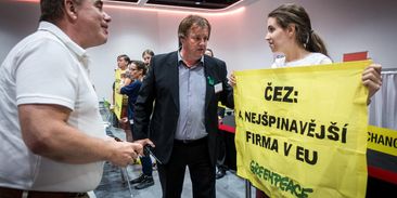 Greenpeace porazili ČEZ. Soud konstatoval, že mohli parodovat reklamní videa