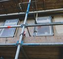 Rekonstrukce zdraží a přibydou povinnosti. Co přináší nová směrnice pro budovy