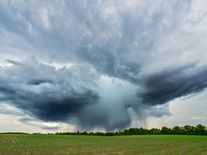 Bleskové povodně odhalíme hodinu až dvě dopředu, lépe to zatím nikdo neumí, říká ředitel ČHMÚ Rieder