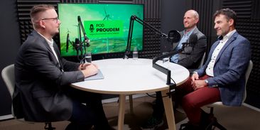 Plnit nebo neplnit zásobníky? Plyn v zimě nemusí chybět, ceny přesto mohou vystřelit