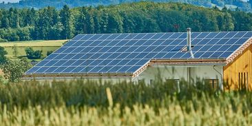 V Česku může přibýt 15 tisící solárních střech. K lepší ceně jim pomohl společný nákup