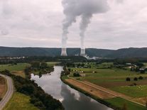 Z jaderné energie se v Česku stalo náboženství. Přitom je drahá a s klimatem nepomůže, říká expert