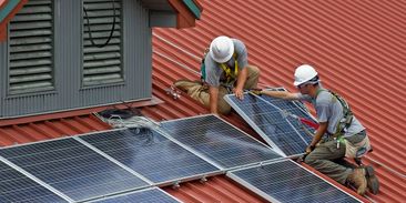 Obnovitelné zdroje ve světě zaměstnávají víc než 10 milionů lidí