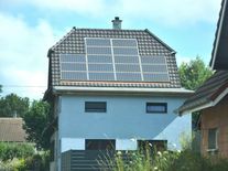 Výstavba solárů v Česku zpomalila. Problém jsou úředníci i kapacita distribuční sítě