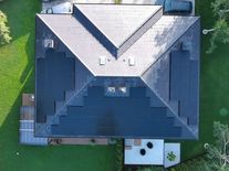 Je fotovoltaika skutečně udržitelná? Jak náročná je jejich výroba?