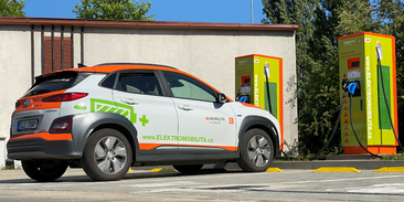 Na čerpací stanice nejen pro benzín: Shell nabídne rychlonabíječky pro elektromobility