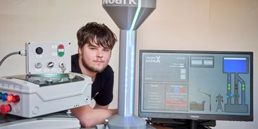 Studenti vymysleli, jak zabránit blackoutům. Z evropské středoškolské soutěže vezou medaili