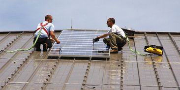 Obnovitelné zdroje jsou klíč k proměně energetiky, shodli se experti