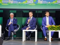 Nejde jen o dotace. Obnovitelné zdroje potřebují hlavně jistotu, zaznělo na Solární konferenci