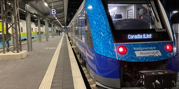 Nejdelší dálková jízda vodíkového vlaku na světě: na jednu nádrž umí projekt celé Německo