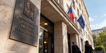 Rušení týmů, odchod expertů i atmosféra nedůvěry. Situace na Ministerstvu životního prostředí zblízka