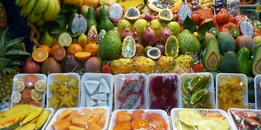 Francie skoncovala s miliardami kusů jednorázových plastů nejen na balení ovoce