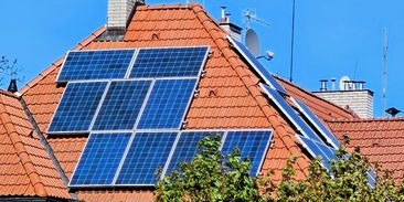 Těžké časy pro fotovoltaické společnosti. Zkrachovaly už stovky firem